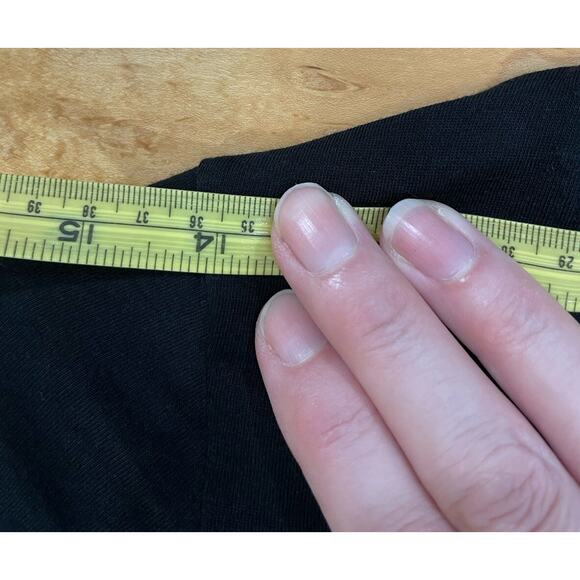 MOTT & BOW WOMEN XS BLACK V-NECK FITTED MARCY TEE PERUVIAN COTTON CAP SLEEVES - Picture 10 of 10